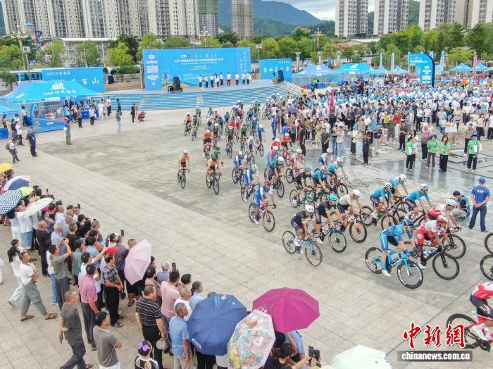 img, 中新社记者