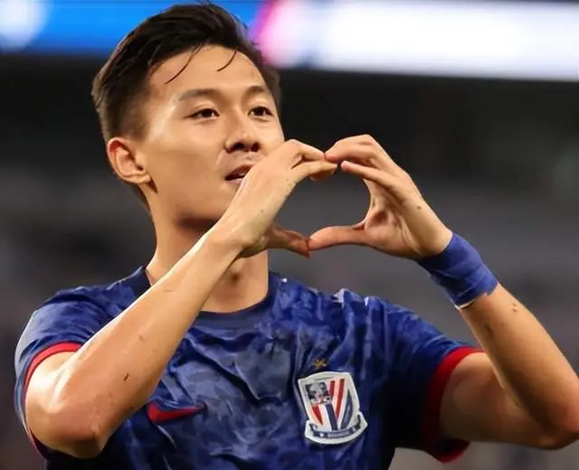 王钰栋高居, 第三个