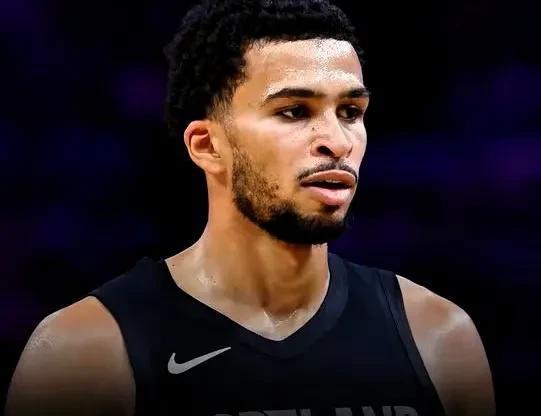 黑马悬念, 卡马拉